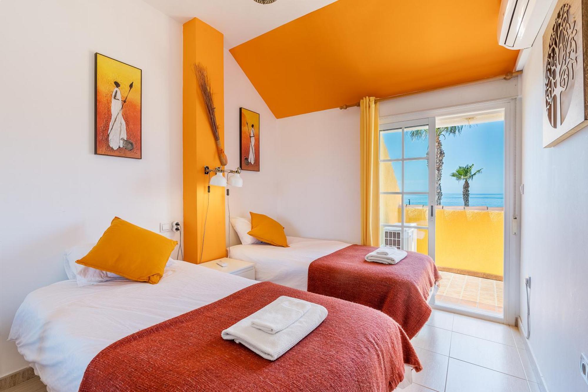 The Beach House At Playa サロブレーニャ エクステリア 写真